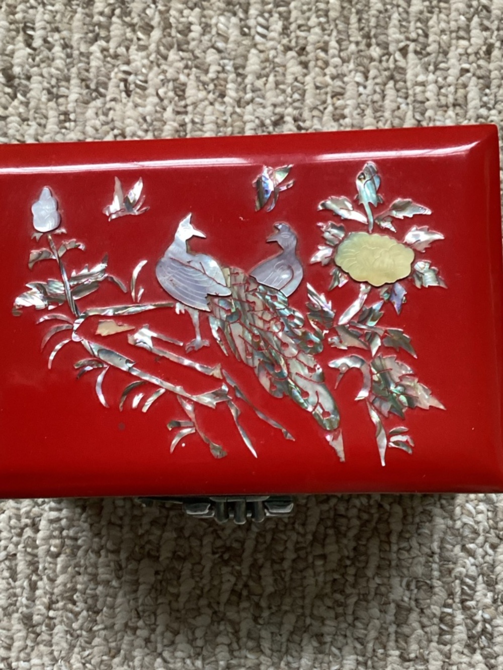 Vtg Red Lacquer Asian Jewelry Box w/ lock